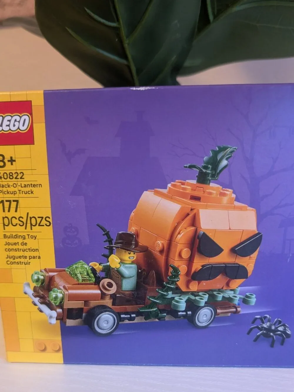 LEGO Halloween Jack-O’-Lantern Pickup Truck 40822 NIB 177 Pieces